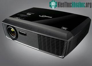 Máy chiếu “toàn phát” siêu tương phản của Optoma