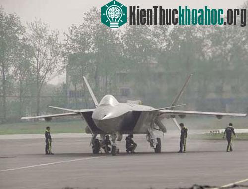 Xem máy bay tàng hình của Trung Quốc ảnh 3