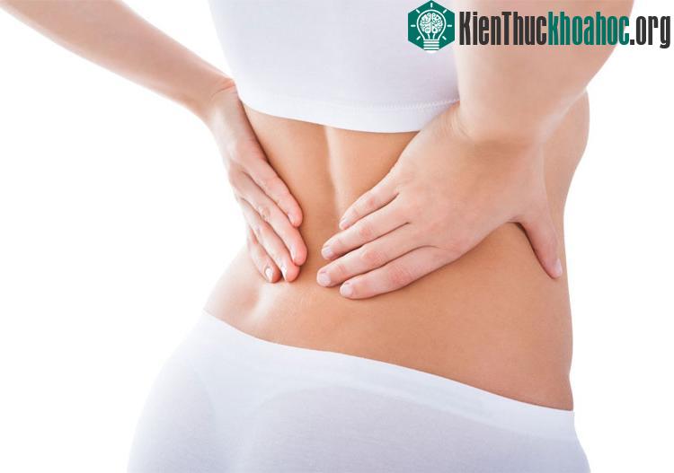 Đau lưng cũng là một trong những dấu hiệu cảnh báo ung thư buồng trứng.