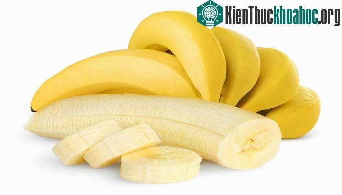 Chọn quả tròn đều, chín lốm đốm, màu vàng tươi hay xanh đã ngả vàng, không nát, không thâm đen.