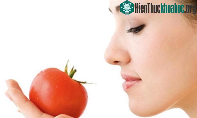 Kinh ngạc tác dụng chống ung thư hiệu quả của cà chua đen