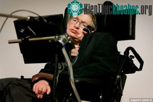 Stephen Hawking là một trong số ít người nói được dù không thể phát ra âm thanh trên thực tế&nbsp;