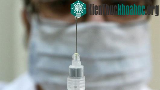 Vi kim tự động sẽ thay thế ống tiêm thông thường. (Ảnh:&nbsp;sp.ria.ru)
