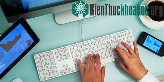 Nếu không có sự điều chỉnh hợp lý, công nghệ có thể "ăn mòn" chức năng não bộ. (Ảnh:&nbsp;huffingtonpost.com)
