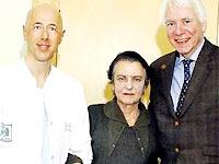 Bà Lyudmila và các bác sĩ người Đức.