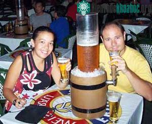 Uống nhiều bia rượu trong mùa World Cup sẽ ảnh hưởng xấu đến sức khỏe