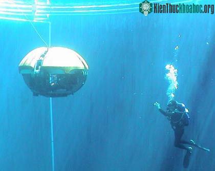 Robot thám hiểm các vùng sâu dưới đáy biển ngoài Trái Đất ảnh 0