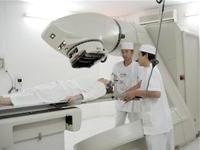 Xạ trị cho một bệnh nhân ung thư tại Bệnh viện Ung bướu TP.HCM