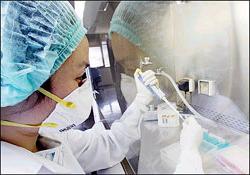Nghiên cứu virus H5N1 trong phòng thí nghiệm
