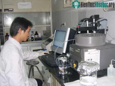 Ai tình nguyện tiêm thử vaccine H5N1? ảnh 2