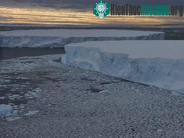 Băng tan do hiện tượng El Nino. (Nguồn: wsj.com).
