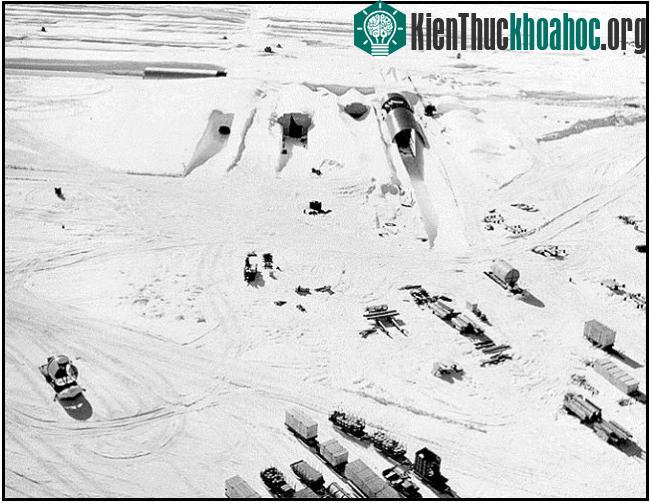 Mỹ xây dựng khu căn cứ quân sự bí mật Camp Century năm 1959. (Ảnh: Quân đội Mỹ).