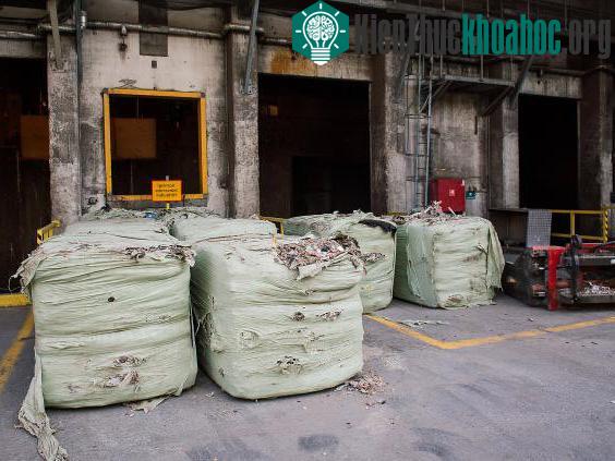 Thụy Điển là người dẫn đầu nếu nói đến khả năng phân loại và tái chế rác thải, và hiện đang trong tình huống khôi hài khi thiếu rác tại các nhà máy đốt rác, với khả năng cung cấp điện dùng cho 250....