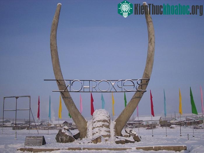 Thị trấn hẻo lánh này là một trong hai nơi có khí hậu lạnh lẽo khắc nghiệt nhất trên thế giới.