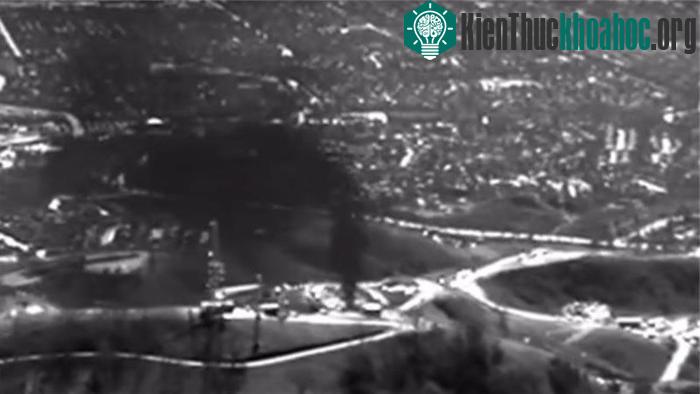 Hình ảnh rò rỉ khí gas tại cơ sở lưu trữ Aliso Canyon. (Ảnh: EPA).