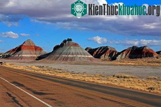 Sa mạc sặc sỡ - Painted Desert, Mỹ