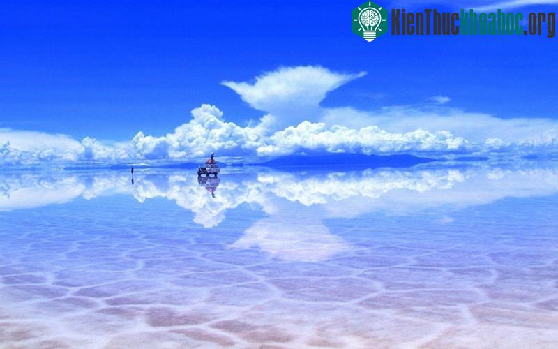 Sa mạc muối lớn nhất thế giới - Salar de Uyuni, Bolivia