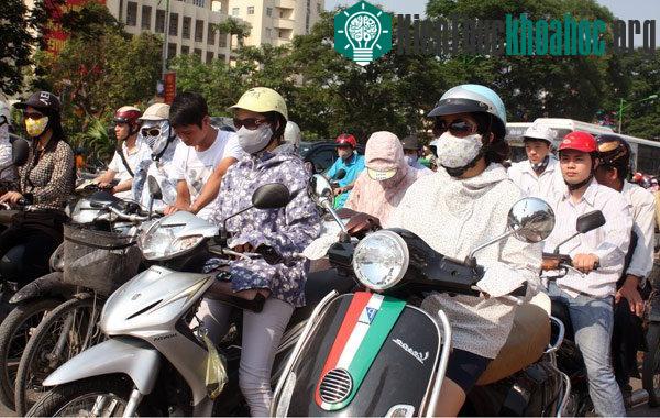 Nắng nóng hoành hành dữ dội tại miền Bắc và miền Trung. (Ảnh: Báo xây dựng.)