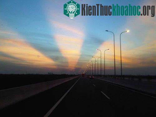 Thời khắc hoàng hôn đẹp nhất vào cuối ngày.