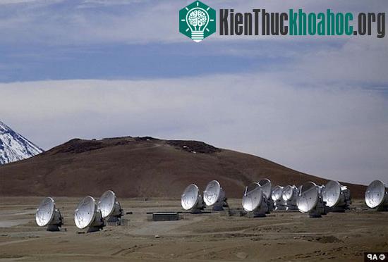 Hiện tượng tuyết rơi cực lạ trên sa mạc Atacama ảnh 2