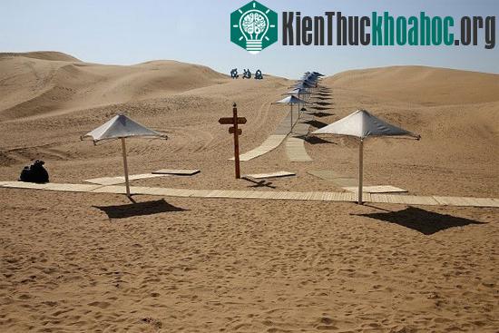 Sa mạc phát ra "tiếng thét quỷ thần chốn địa ngục"