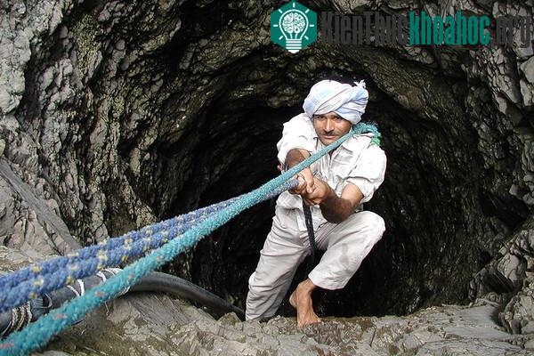 Chùm ảnh kinh hoàng về tình hình cạn kiệt nước sạch trên toàn thế giới