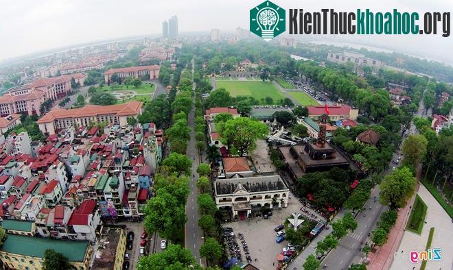 Ngắm những tuyến đường rợp bóng cây xanh ở Hà Nội- ảnh 7