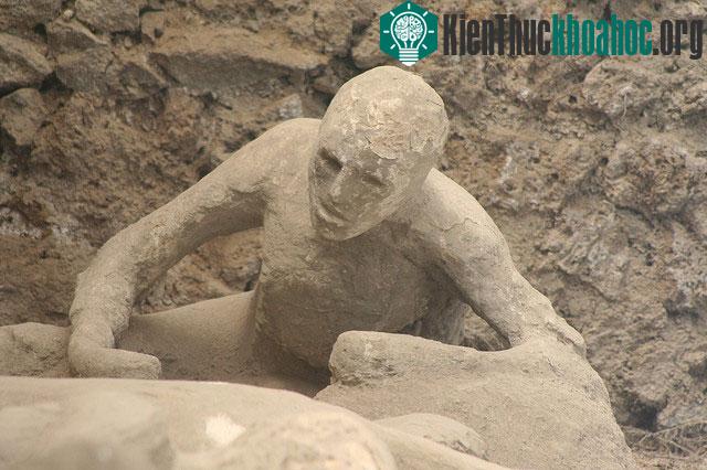 Các chuyên gia lo sợ một ngày nào đó thảm họa Pompeii sẽ giáng xuống vùng Naples