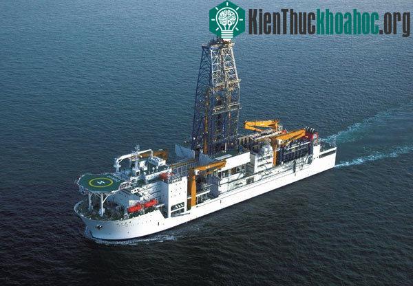 Tàu Chikyu sẽ thực hiện nhiệm vụ khoan biển lần này nhằm tìm hiểu động đất và sóng thần năm ngoái