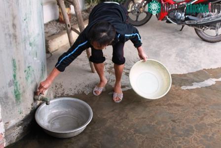 Xả sạch bể hứng nước mưa, chờ đợt mưa khác.