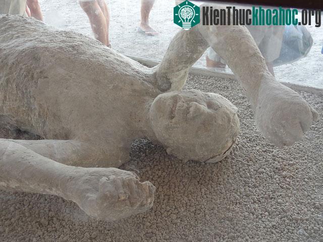 Các chuyên gia lo sợ một ngày nào đó thảm họa Pompeii sẽ giáng xuống vùng Naples