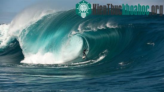 Nơi đây trở thành “thiên đường lướt ván” cho những người đam mê môn thể thao này