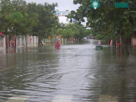 Mưa lũ khiến miền Trung chịu nhiều thiệt hại về người