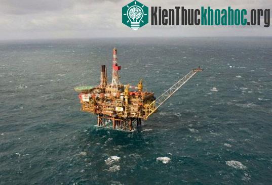 Giàn khoan Gannet Alpha ngoài khơi Aberdeen.