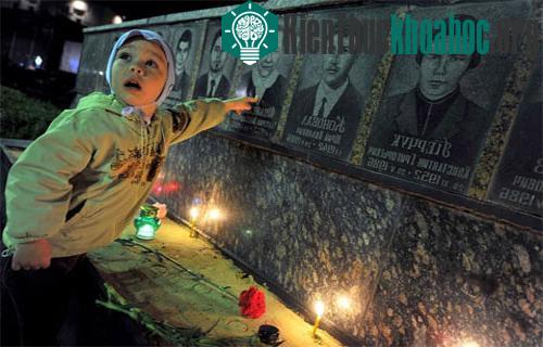 Ukraina kỷ niệm 25 năm thảm họa Chernobyl ảnh 0