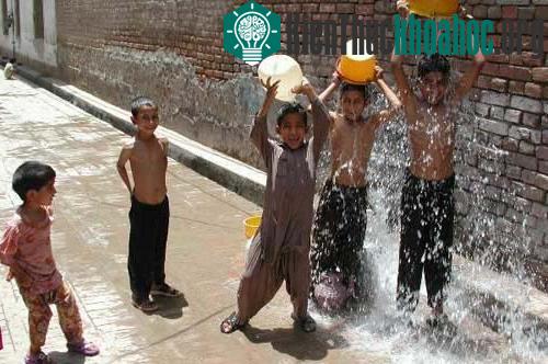 Những ngày nắng nóng ở Pakistan