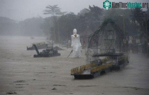 Bão Nesat làm 18 người Philippines thiệt mạng ảnh 4