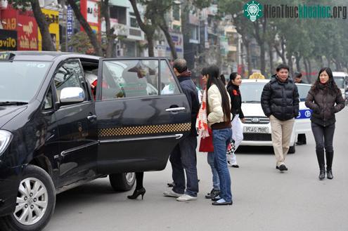 Nhịp sống chậm lại vì giá rét ảnh 8