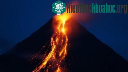 Núi lửa Sinabung lại phun trào dữ dội ảnh 0