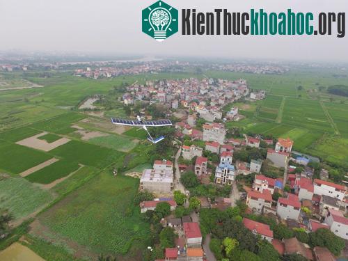 Solar UAV trong một lần thử nghiệm, có trần bay 300m. (Ảnh: Nhóm cung cấp).