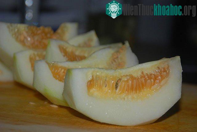 Ứng dụng công nghệ cao trồng dưa lê siêu ngọt
