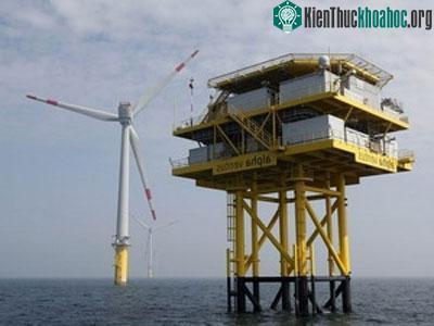 Anh khánh thành trang trại điện gió lớn nhất ảnh 0