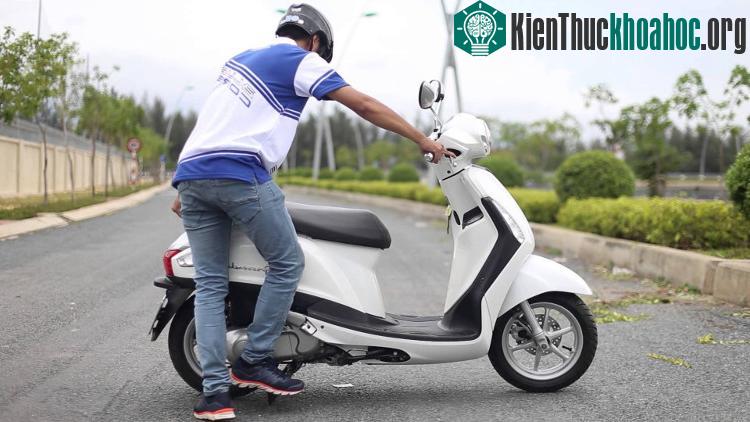 Xe ga vài ngày không đi cần đạp nguội một vài lần trước khi đề máy.