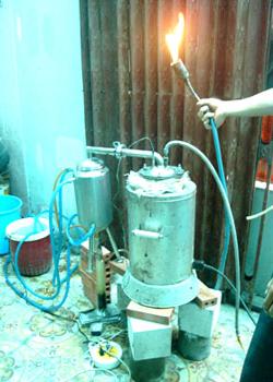 Biến rác cao su thành dầu đốt giá rẻ ảnh 1