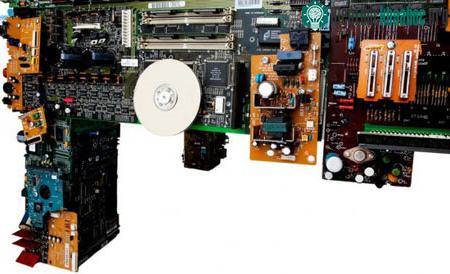 Ngạc nhiên với bàn ghế bằng… linh kiện điện tử ảnh 3