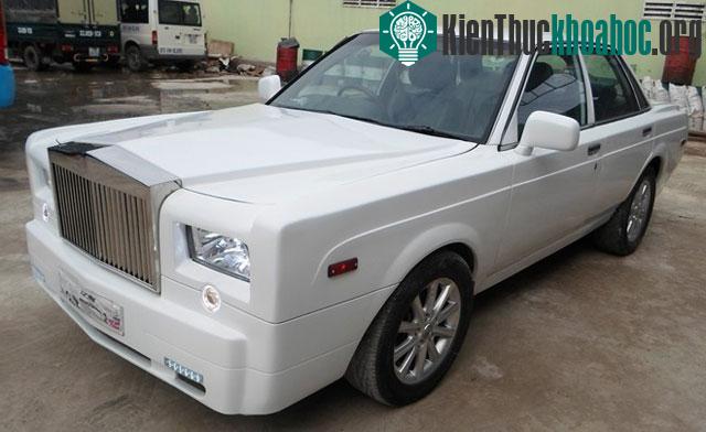 Chế xe Camry 1988 thành chiếc xe Rolls-Royce Phan tom tiền tỷ.