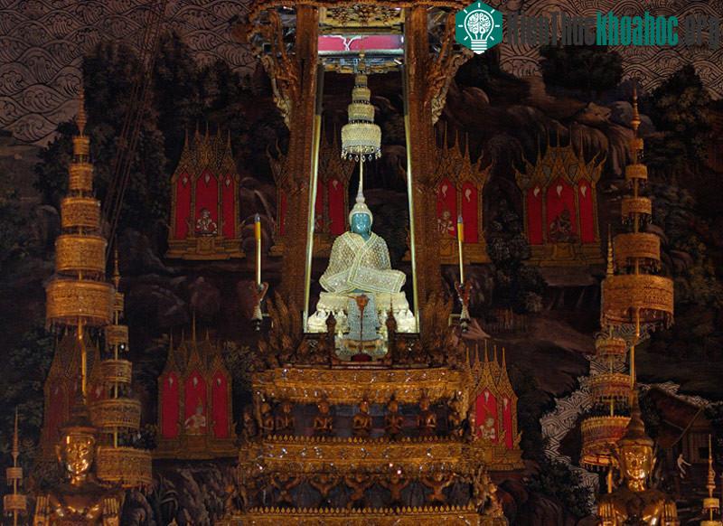 Tượng Phật Ngọc - Thủ đô Bangkok, Thái Lan.