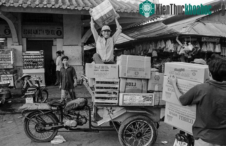 Chợ Bình Tây năm 1994.