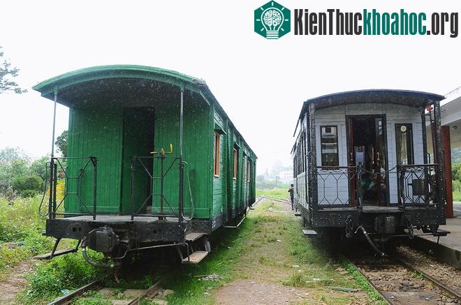 Ngày trước nhờ có nhà ga mà khách du lịch đến Đà Lạt nhiều hơn. Khi ấy, mỗi chuyến tàu có 3 toa chở khách bên cạnh các toa vận chuyển hàng hóa. Nhưng ...