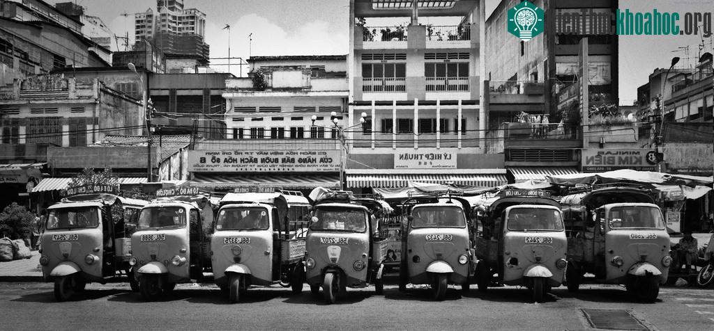 Bến xe lam đường Trang Tử, Chợ Lớn năm 1996.